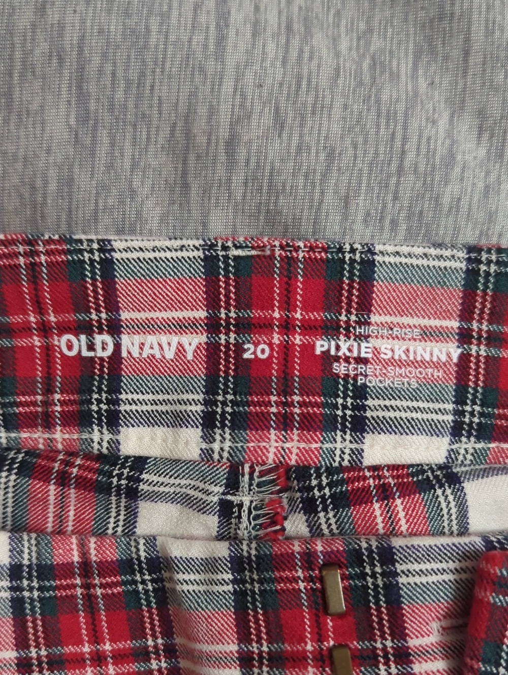 Old Navy Red White Black Plaid Pixie Pants